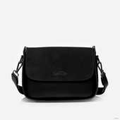 
                             Сумка українського бренду ТМ  "Lucherino" стане хорошим придбанням не на один рік.  Невелика жіноча сумочка виготовлена з високоякісного шкірзамінника та якісної надійної фурнітури в кольорі - нікель. Одне відділення з однією кишенею на застібці.