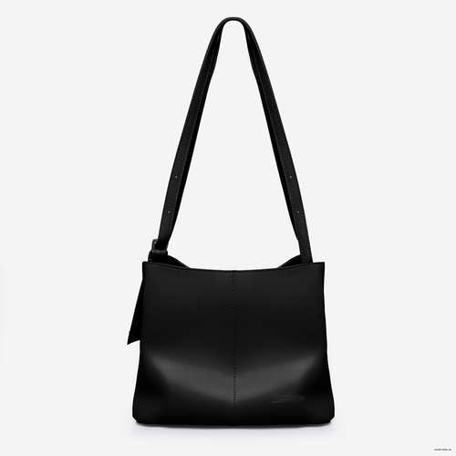 Елегантна сумка від українського бренду  "LucheRino"  виготовлена з високоякісного шкірзамінника та фурнітури в кольорі  - нікель.