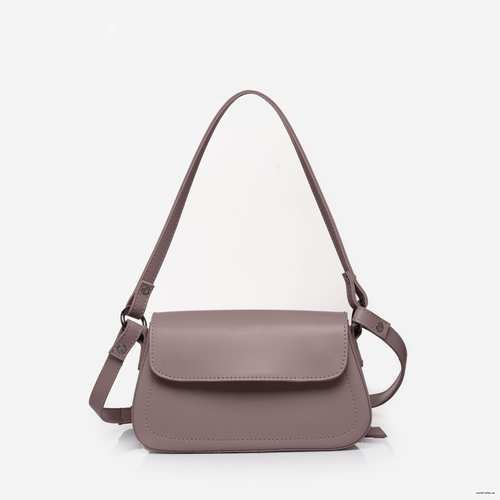 Оригінальна сумочка від українського бренду ТМ "LucheRino".  Виріб з надійного шкірозамінника.