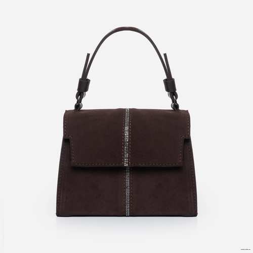 Сумка українського бренду ТМ  "Lucherino" стане хорошим придбанням не на один рік.  Невелика жіноча сумочка виготовлена з високоякісного шкірзамінника та якісної надійної фурнітури в кольорі - нікель. Одне відділення з однією кишенею на застібці.