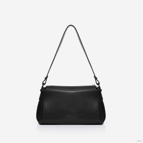 Оригінальна сумка з трьома відділеннями представлена українським брендом ТМ "Lucherino". Виготовлена з високоякісного шкірозамінника та надійної текстильної підкладки.